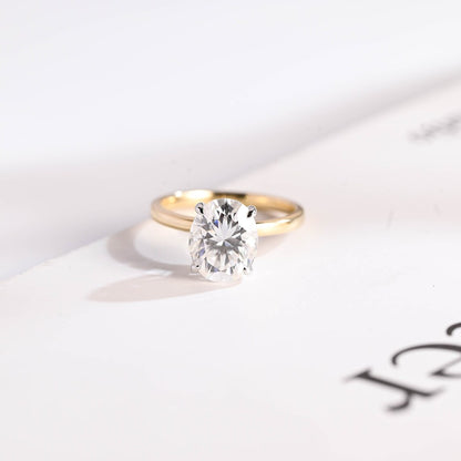 Oval Cut Moissanite Ring