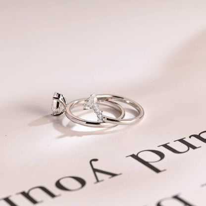 Moissanite engagement ring set