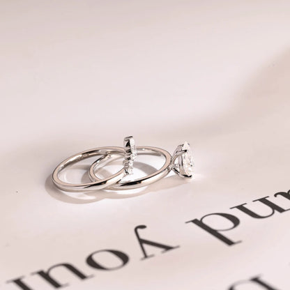 White gold moissanite ring