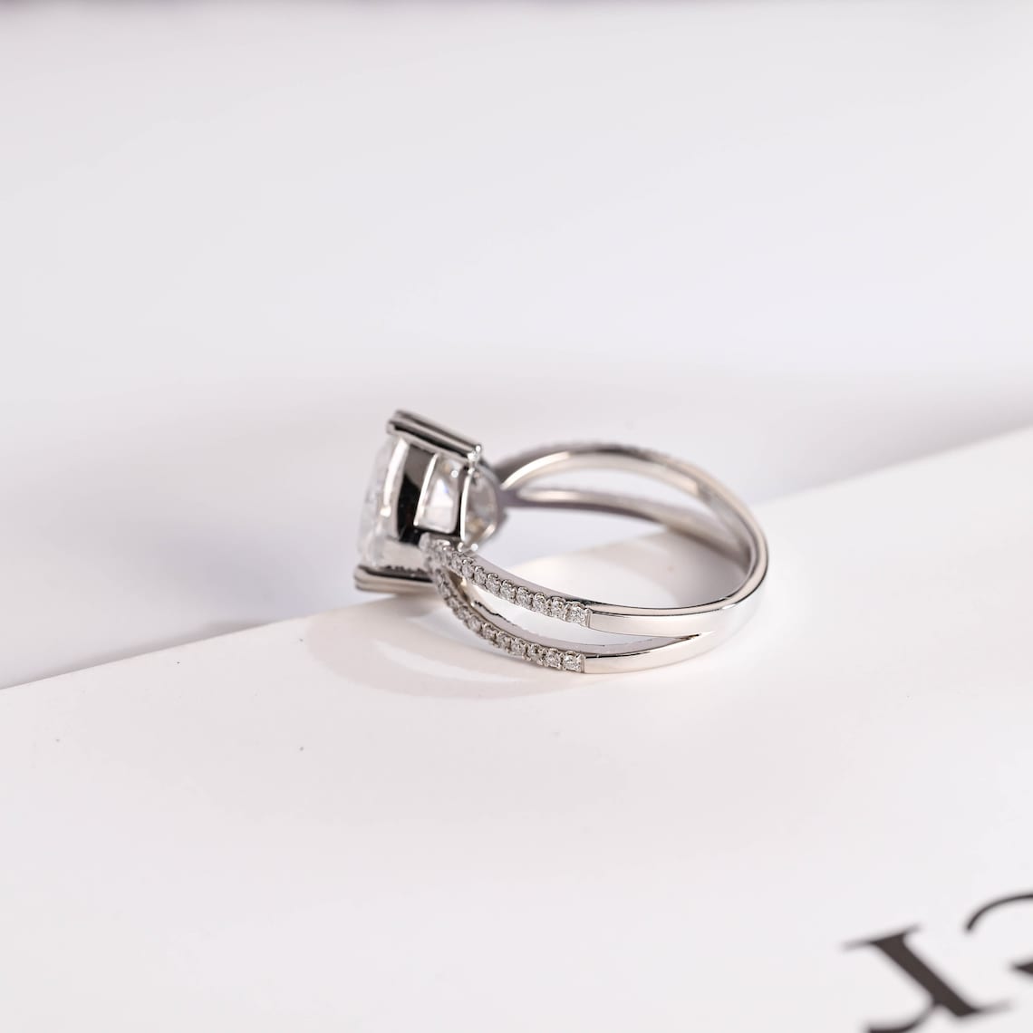 Proposal ring for her