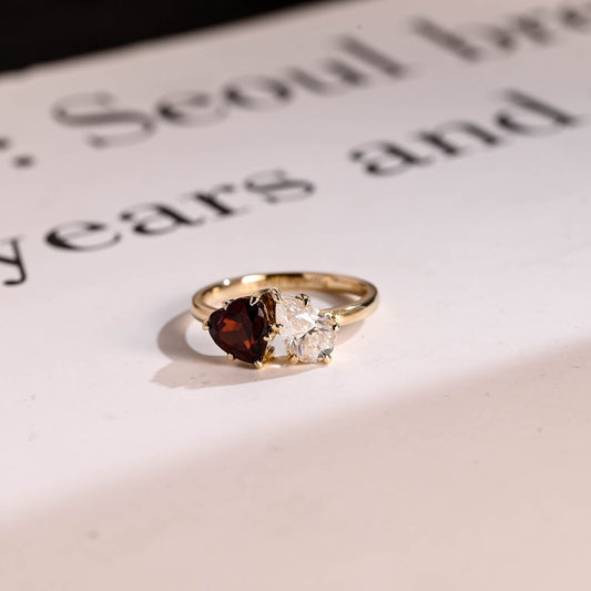 Two stone engagement ring