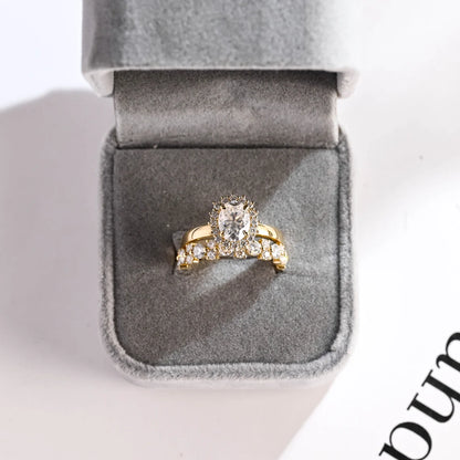 Oval cut moissanite diamond ring