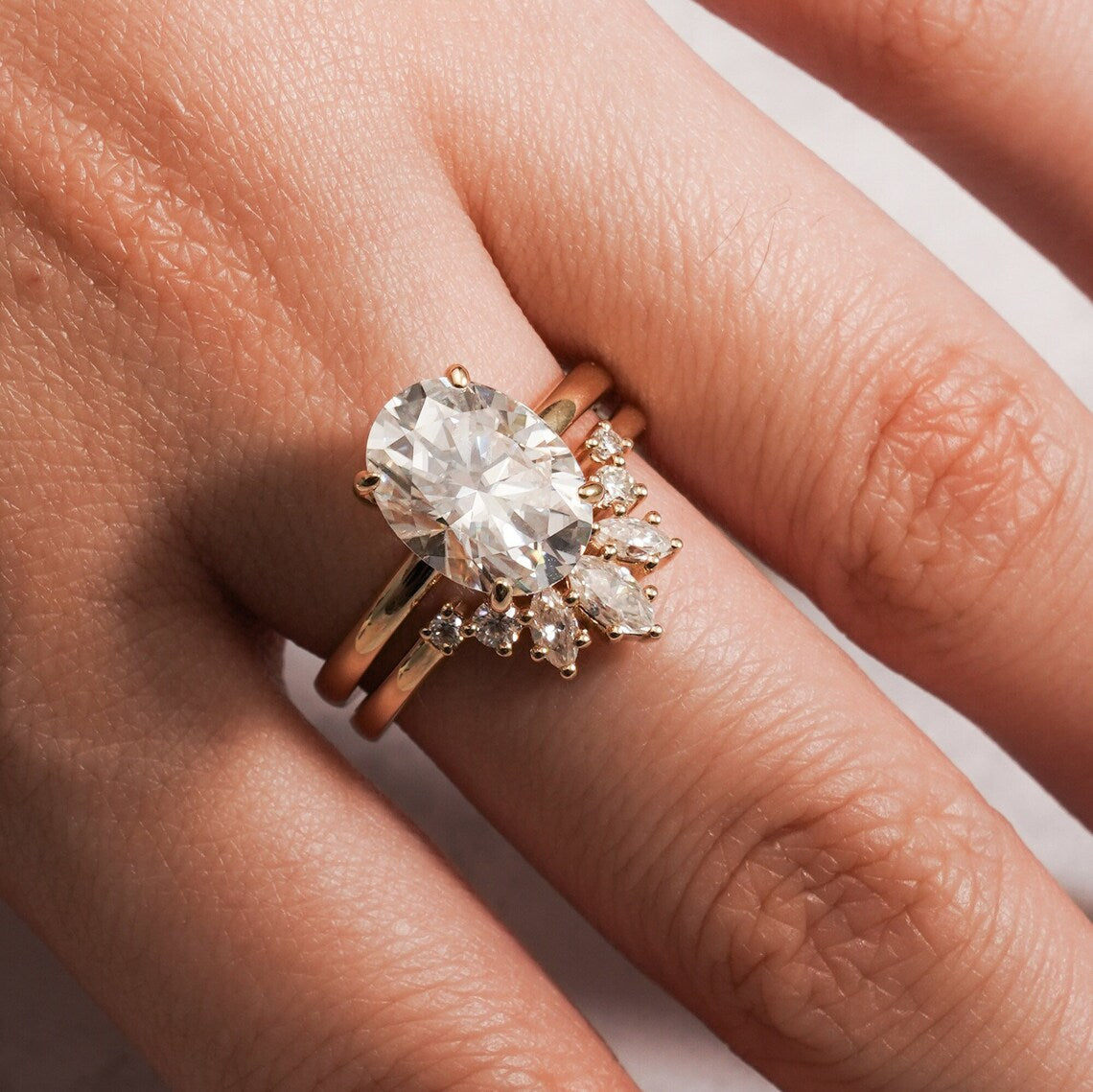 Modern wedding ring