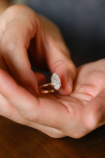 Timeless engagement ring