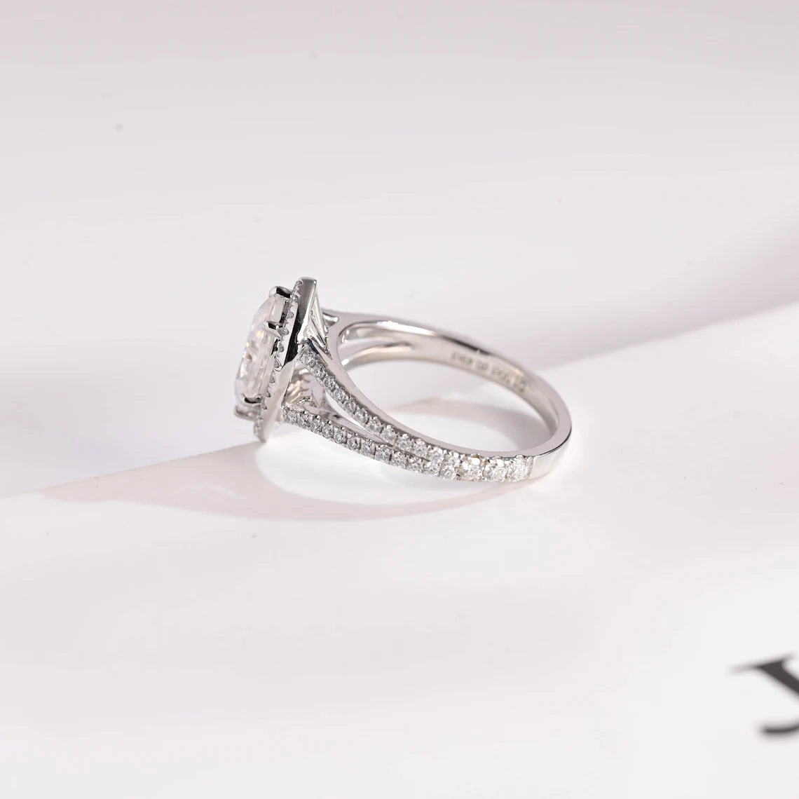 Vintage style halo ring