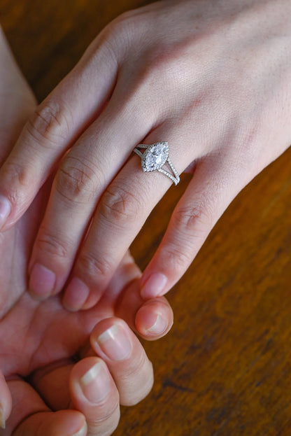 Anniversary ring for her