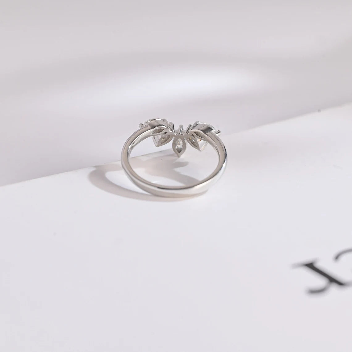 Unique wedding band