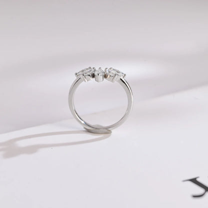 Leaf cluster curved ring