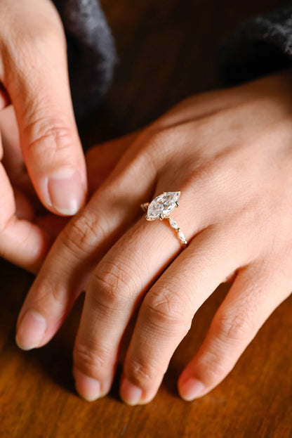 Minimalist engagement ring