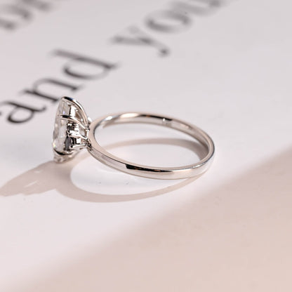 Anniversary ring for her