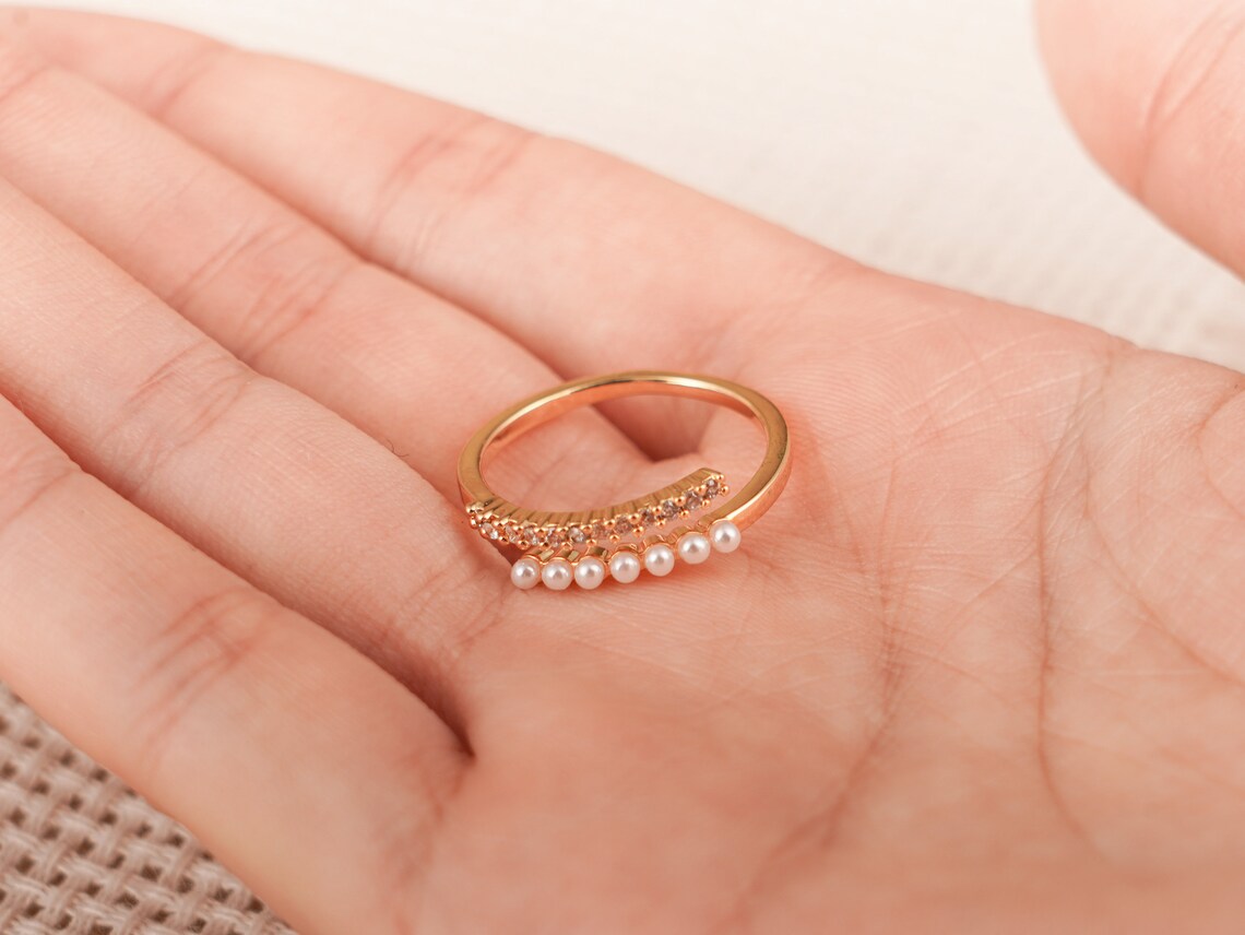 Anniversary gift ring
