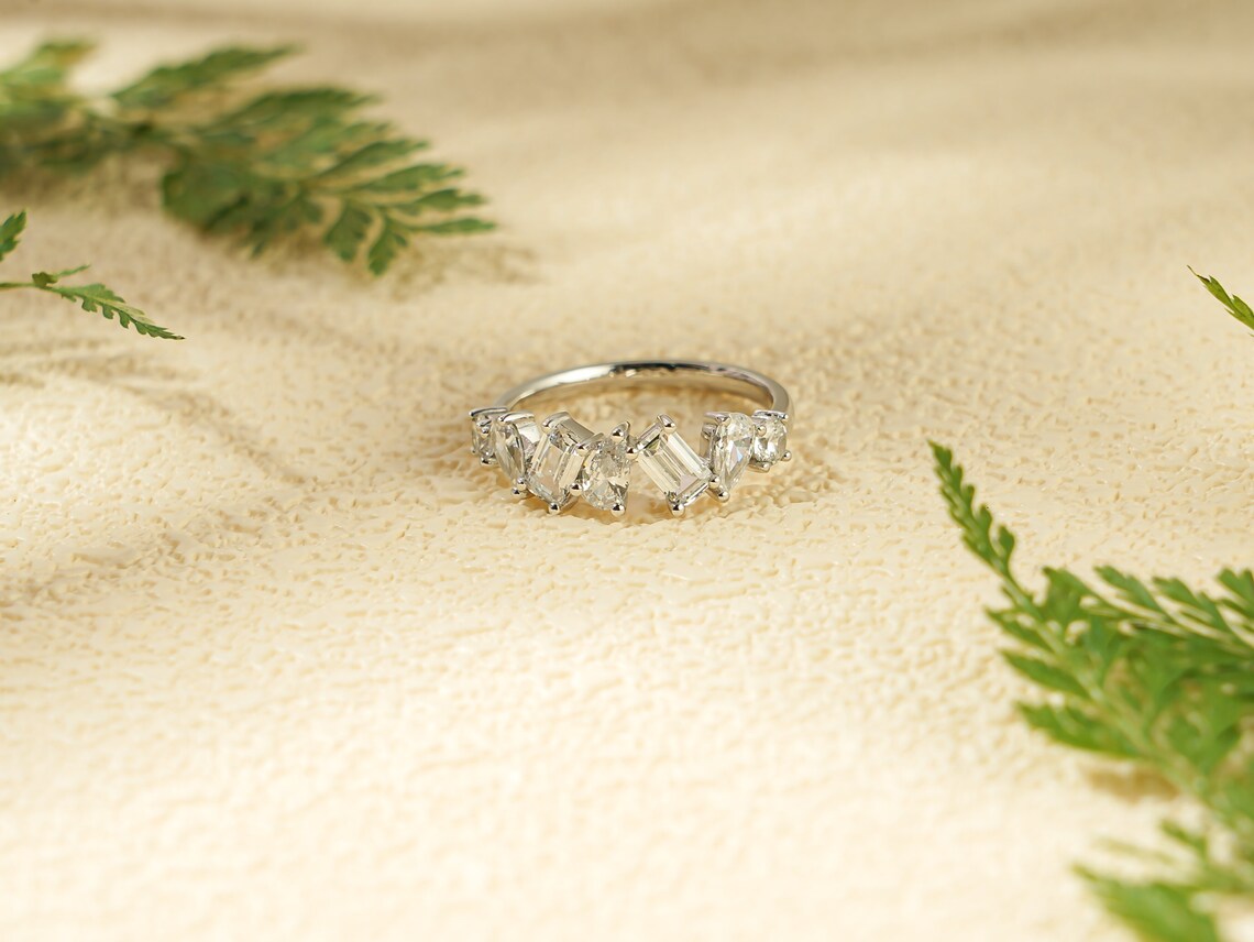 Unique moissanite band