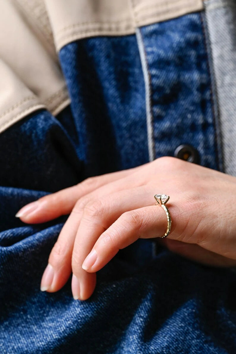 Simple Yet Elegant | Luxe Moissanite | Gift for Her

