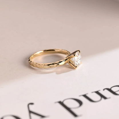 Promise Ring Style | Elegant Moissanite | Textured Gold

