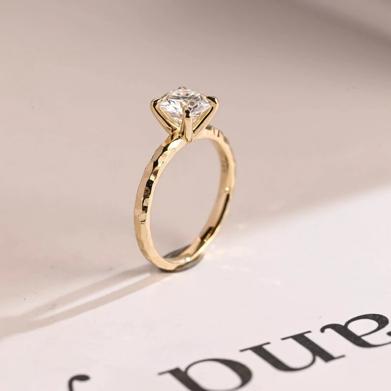Round Cut Sparkle | Dainty Design | Handcrafted Ring

