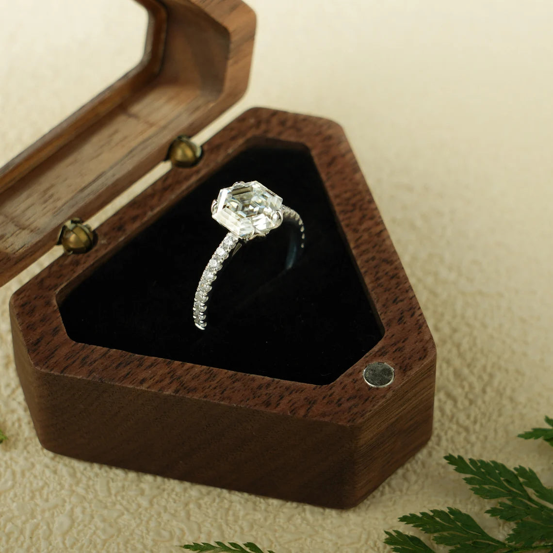 Half eternity pave ring