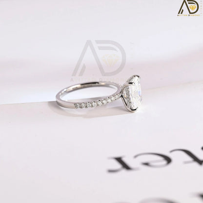 Elegant Half Pave Moissanite Ring | Chic Moissanite Wedding Band | Radiant Emerald Cut Jewelry Design 