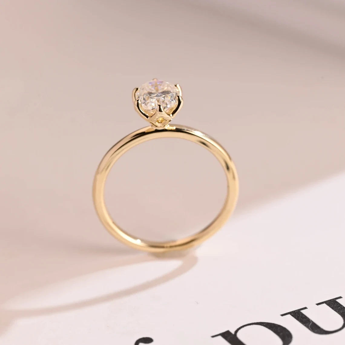 oval engagement ring 