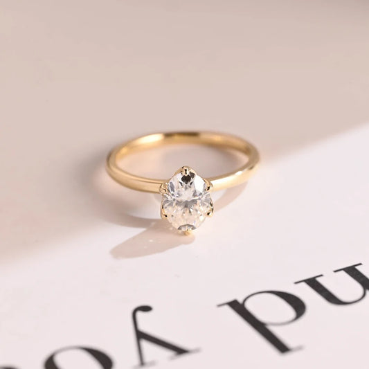 oval moissanite ring