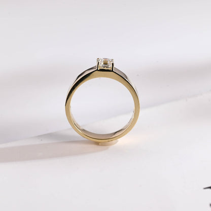 Gold moissanite band