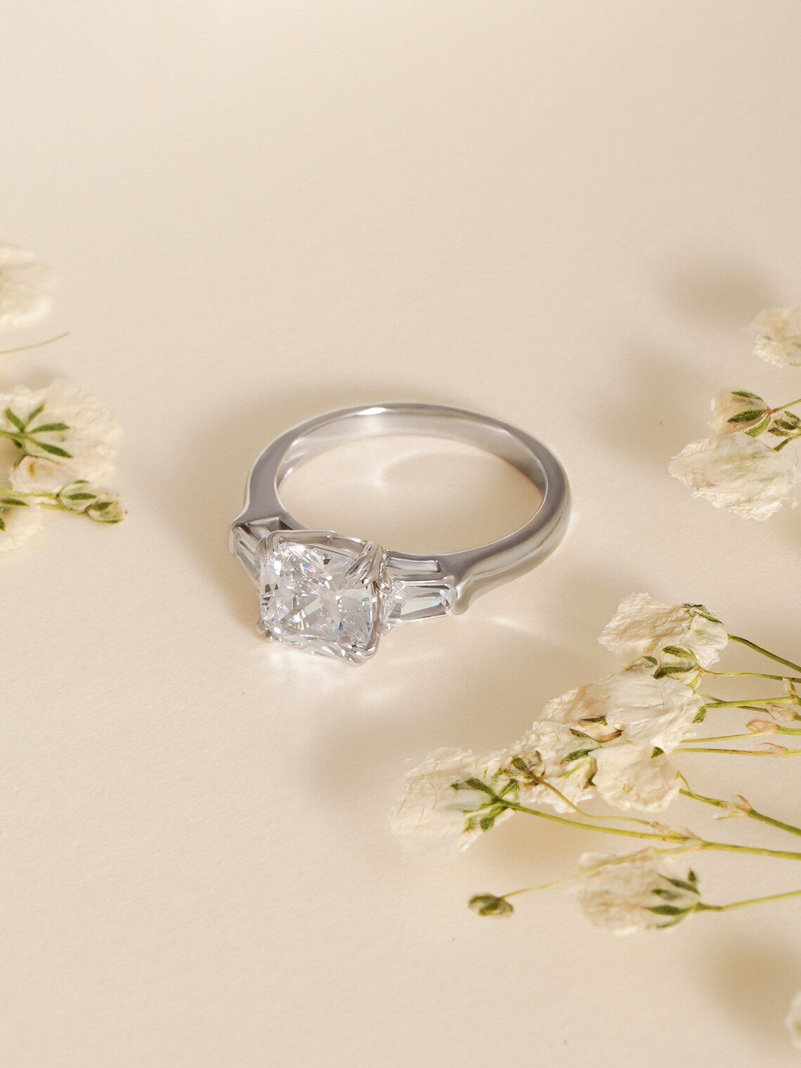 Fine jewelry ring