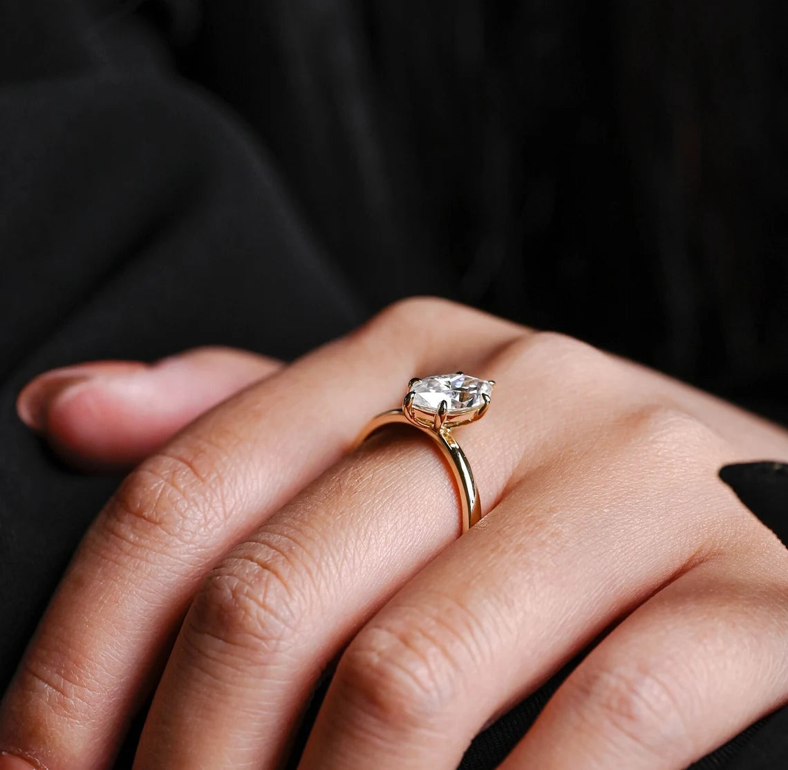 Modern bridal ring