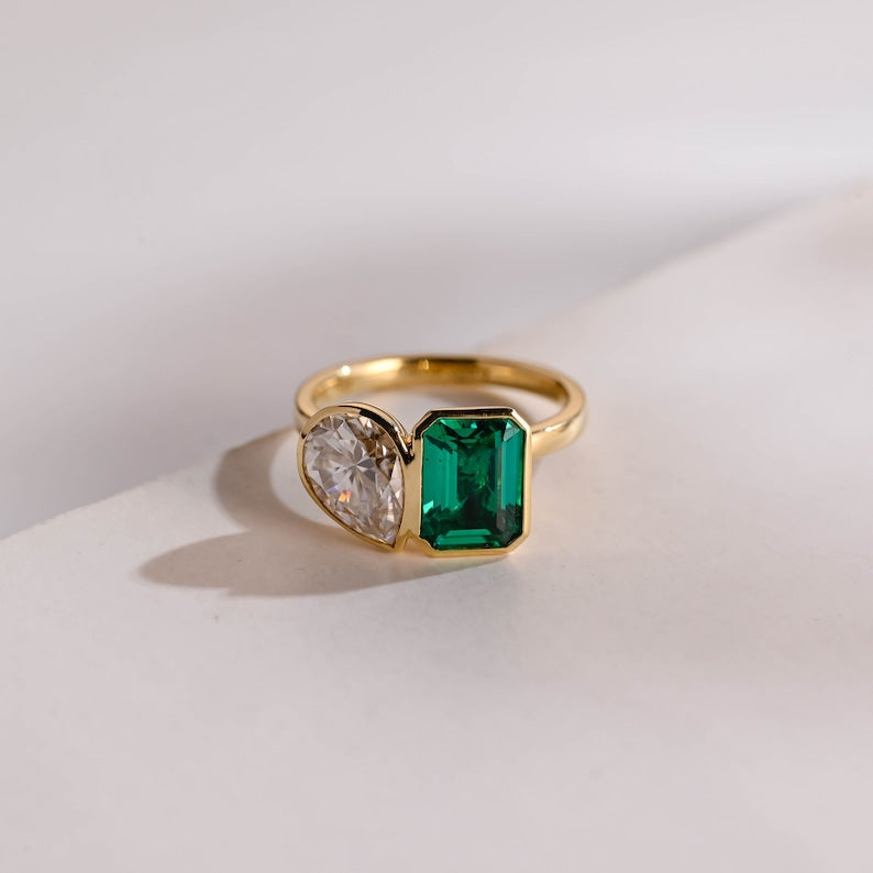 Straight shank engagement ring