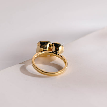 Solid yellow gold ring