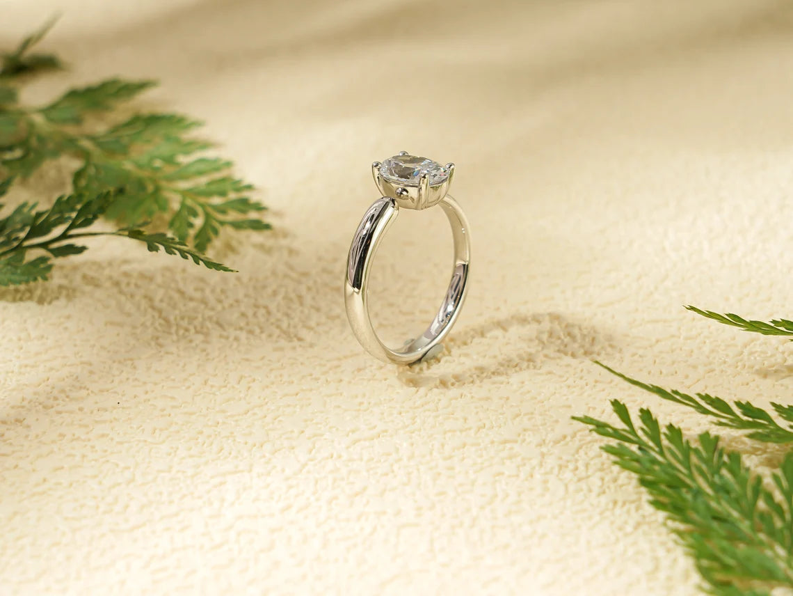 oval cut ring