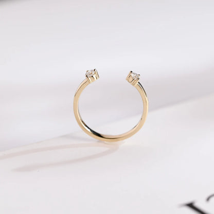 Round cut moissanite