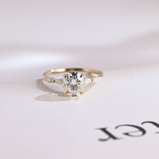 Oval Moissanite Engagement Ring