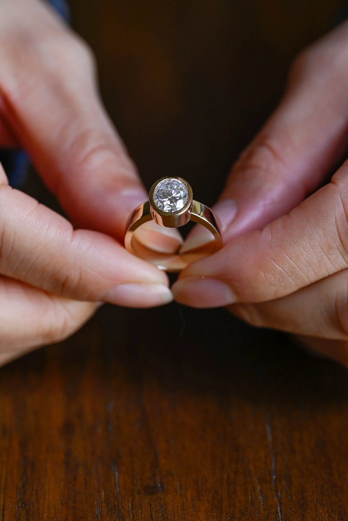 oval bezel setting