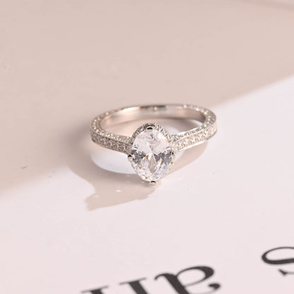 Oval Cut Moissanite Ring