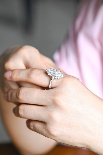 Luxury Moissanite Ring