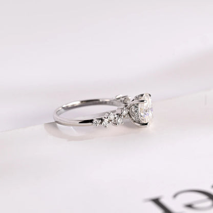 Oval diamond alternative ring