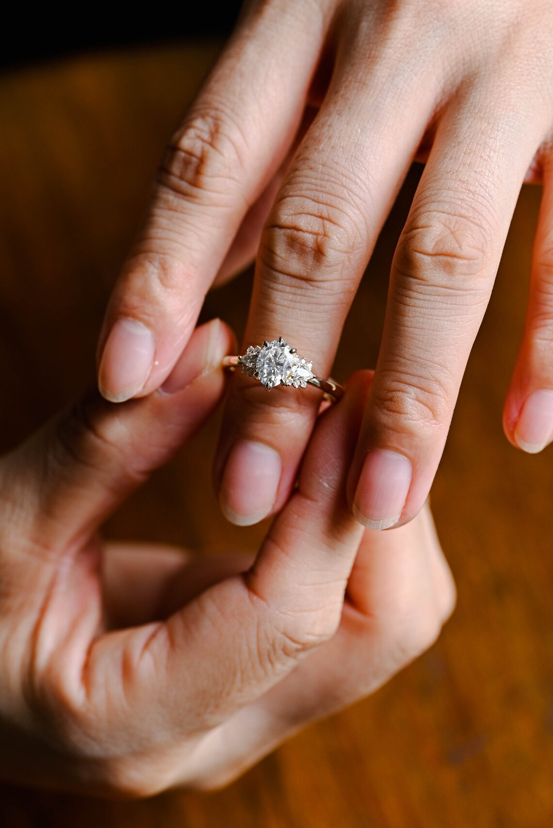 Pear Side Stone Ring