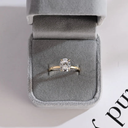 Oval Cut Moissanite Ring