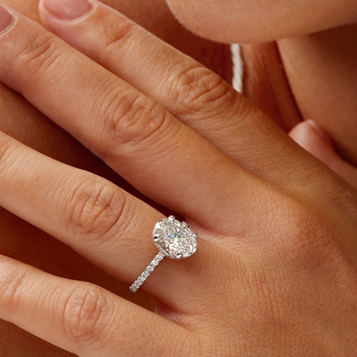 lab grown diamond ring | lab grown diamond engagement rings