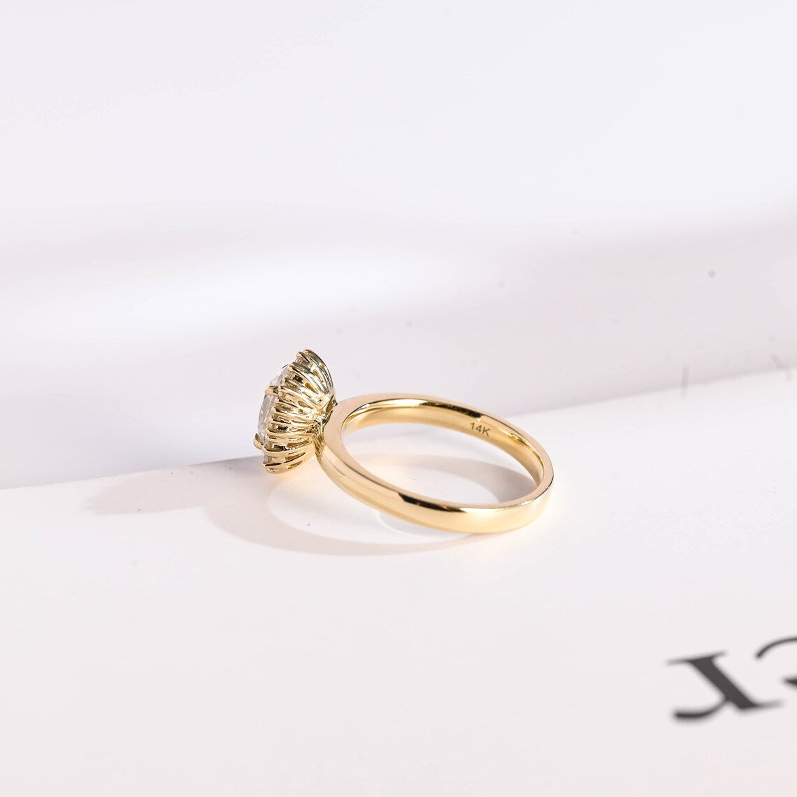 Luxurious Moissanite Jewelry