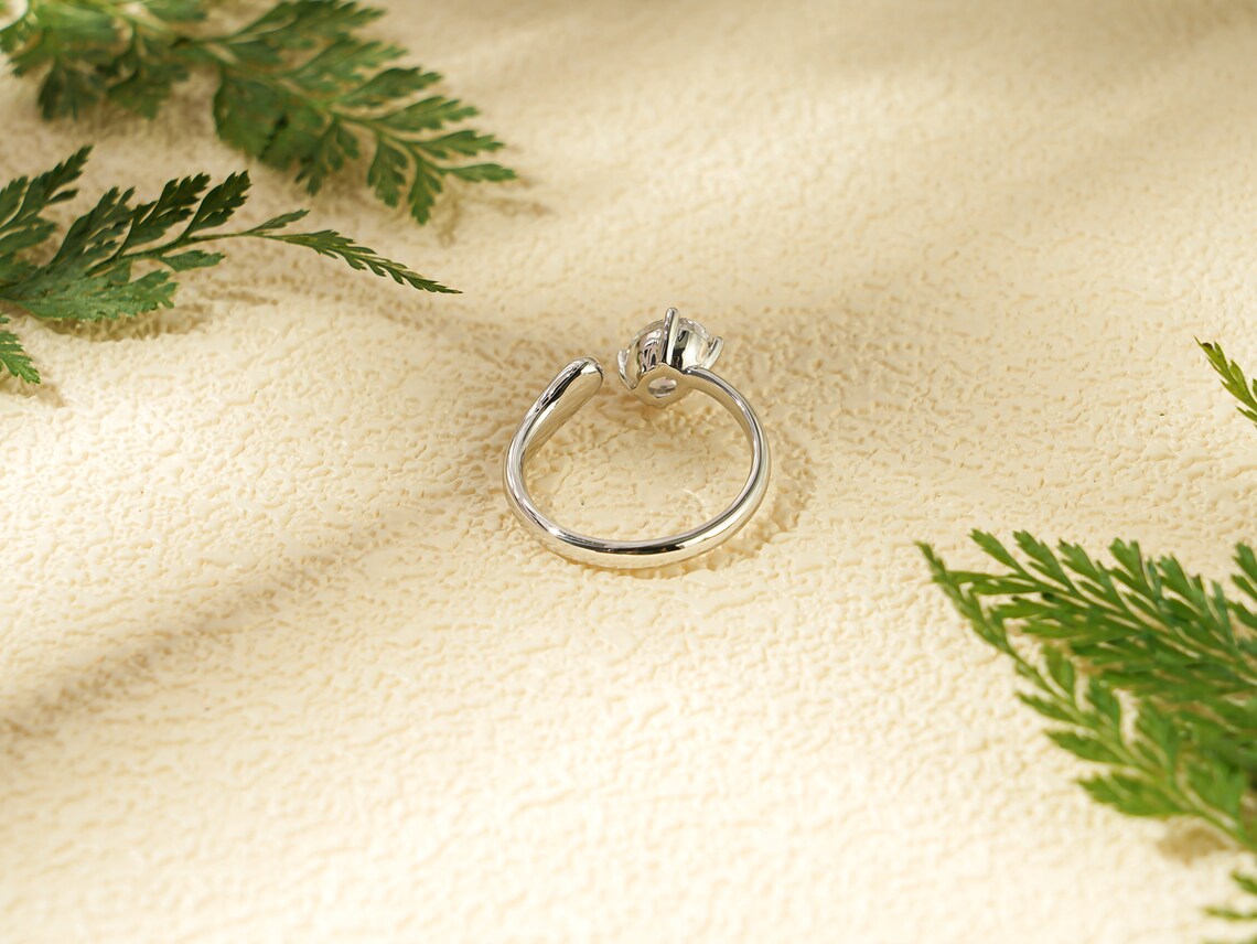 adjustable gold ring