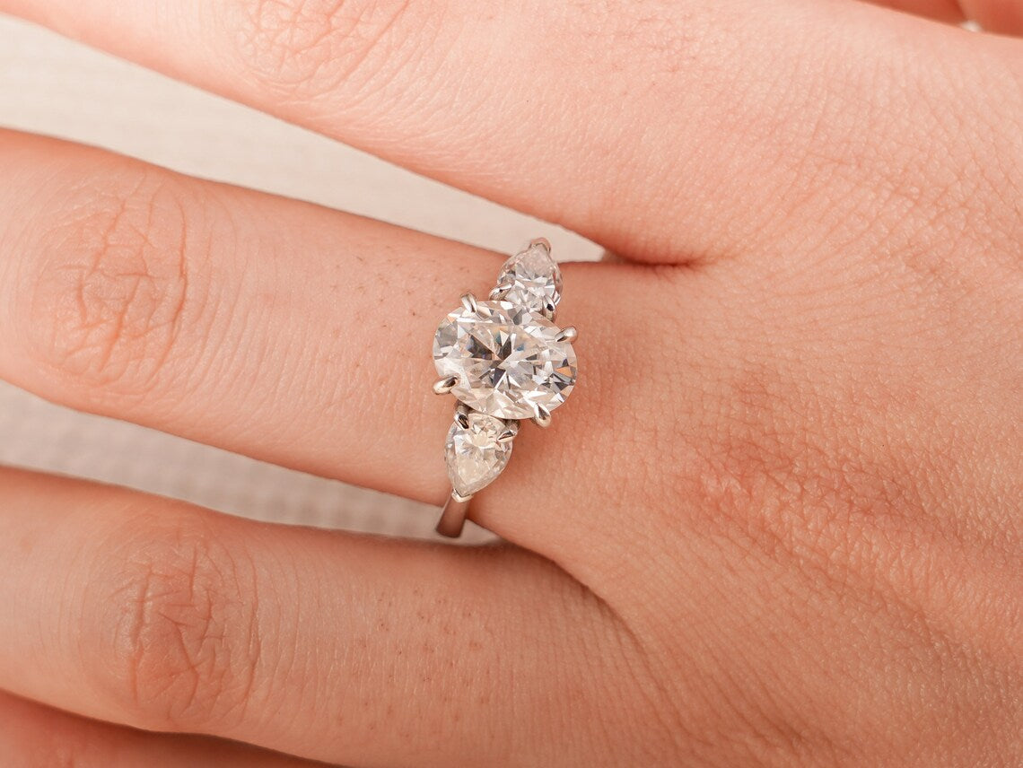 Anniversary ring gift