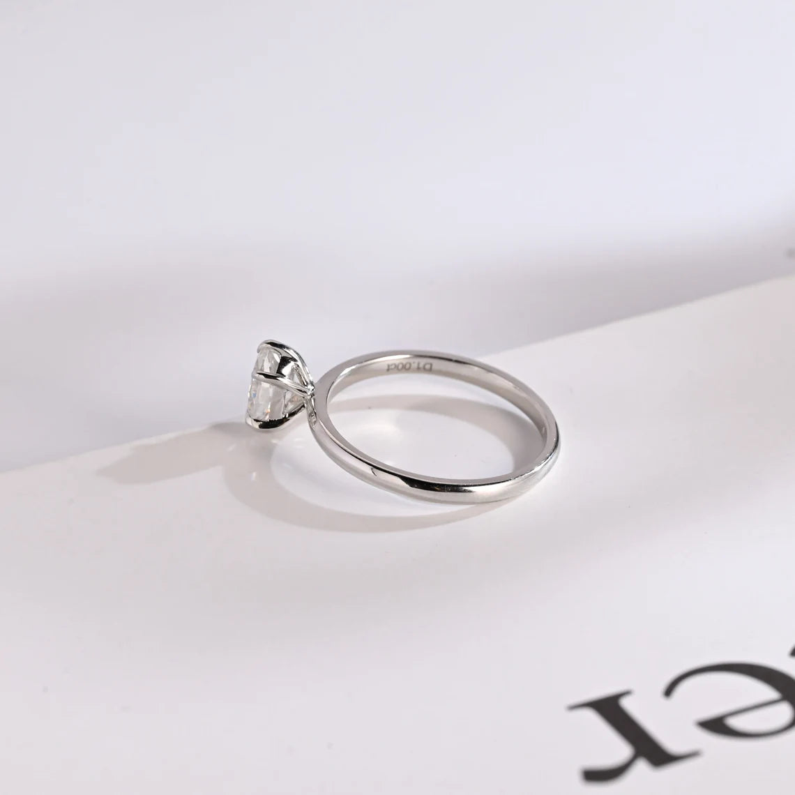 White Gold Oval Ring