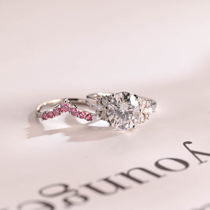 Oval cut moissanite ring