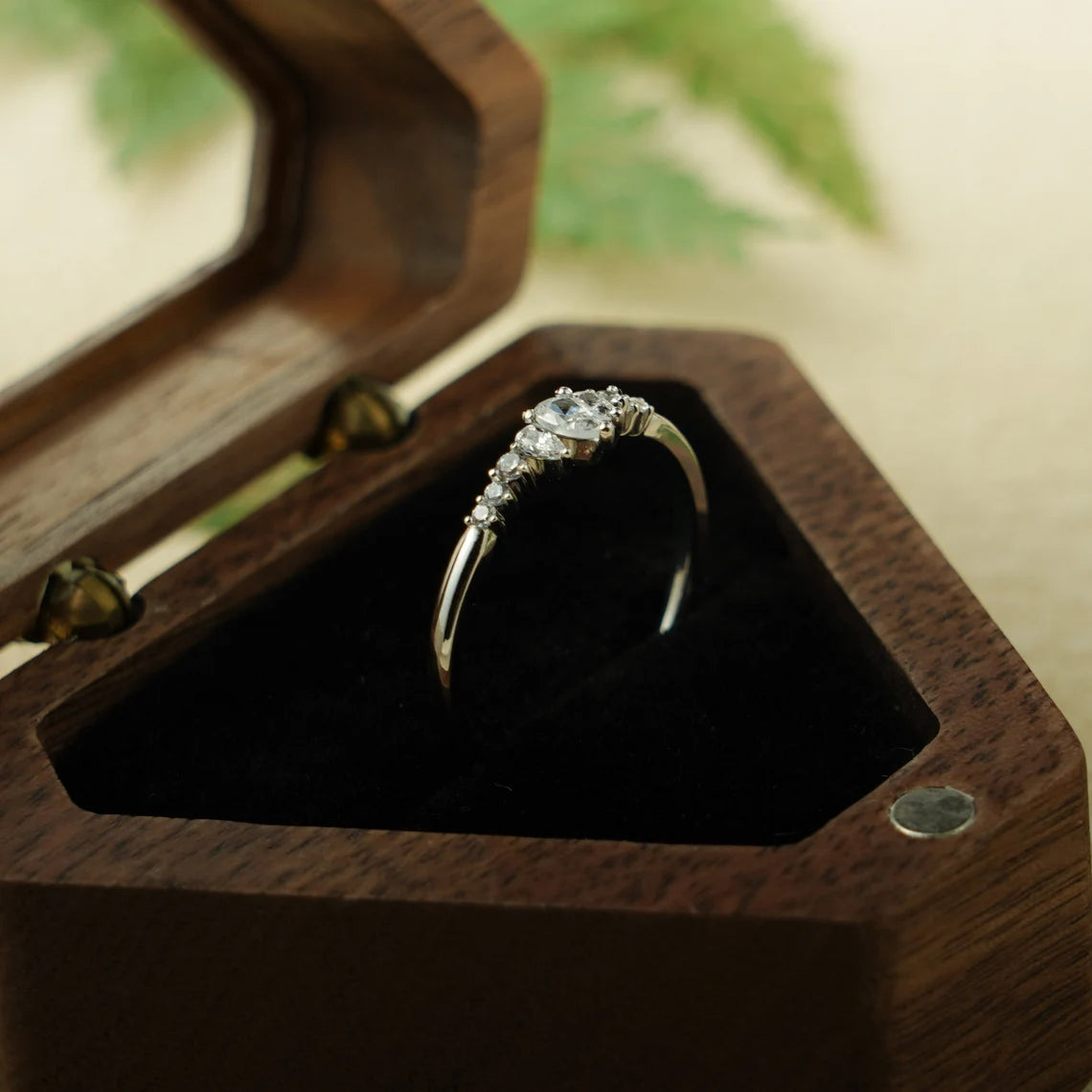 Cluster anniversary ring