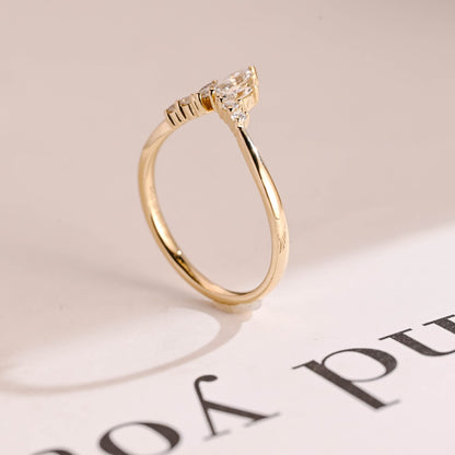Curved wedding band