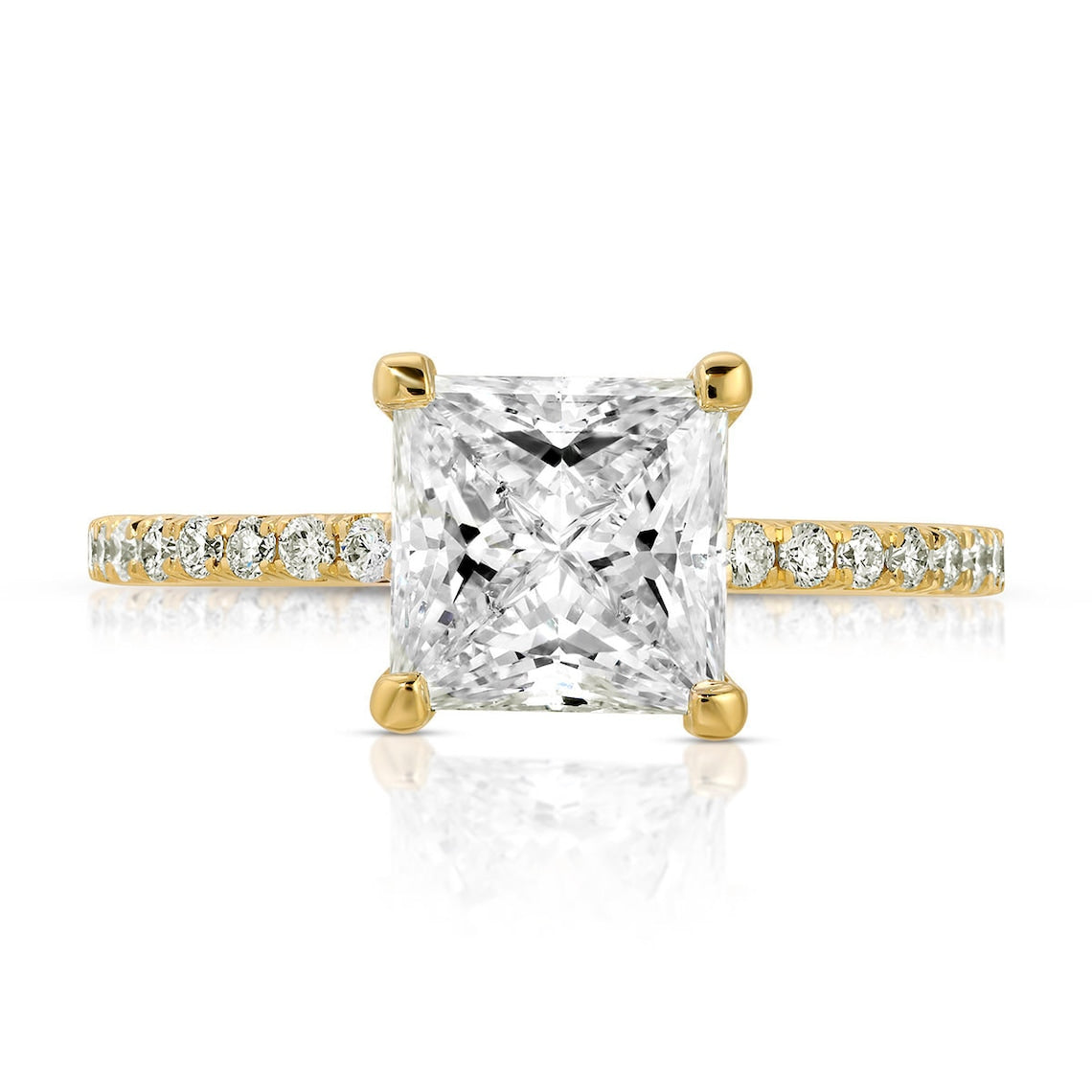 Yellow gold engagement ring