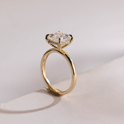 Classic Solitaire Ring 