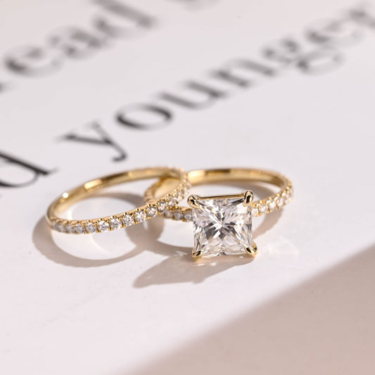 Princess cut moissanite ring