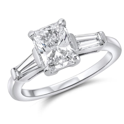 Tapered baguette side stone ring