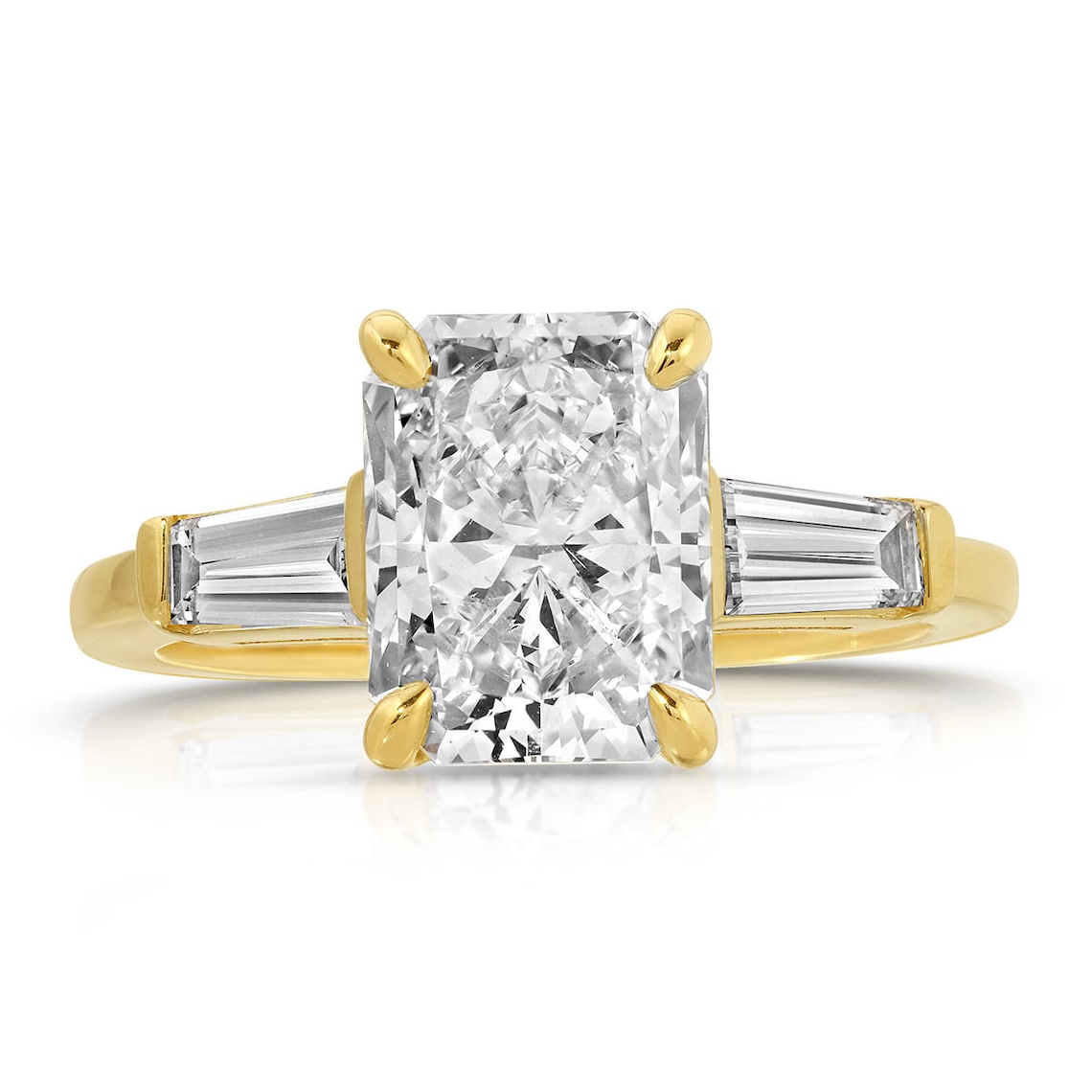 Yellow gold solitaire ring